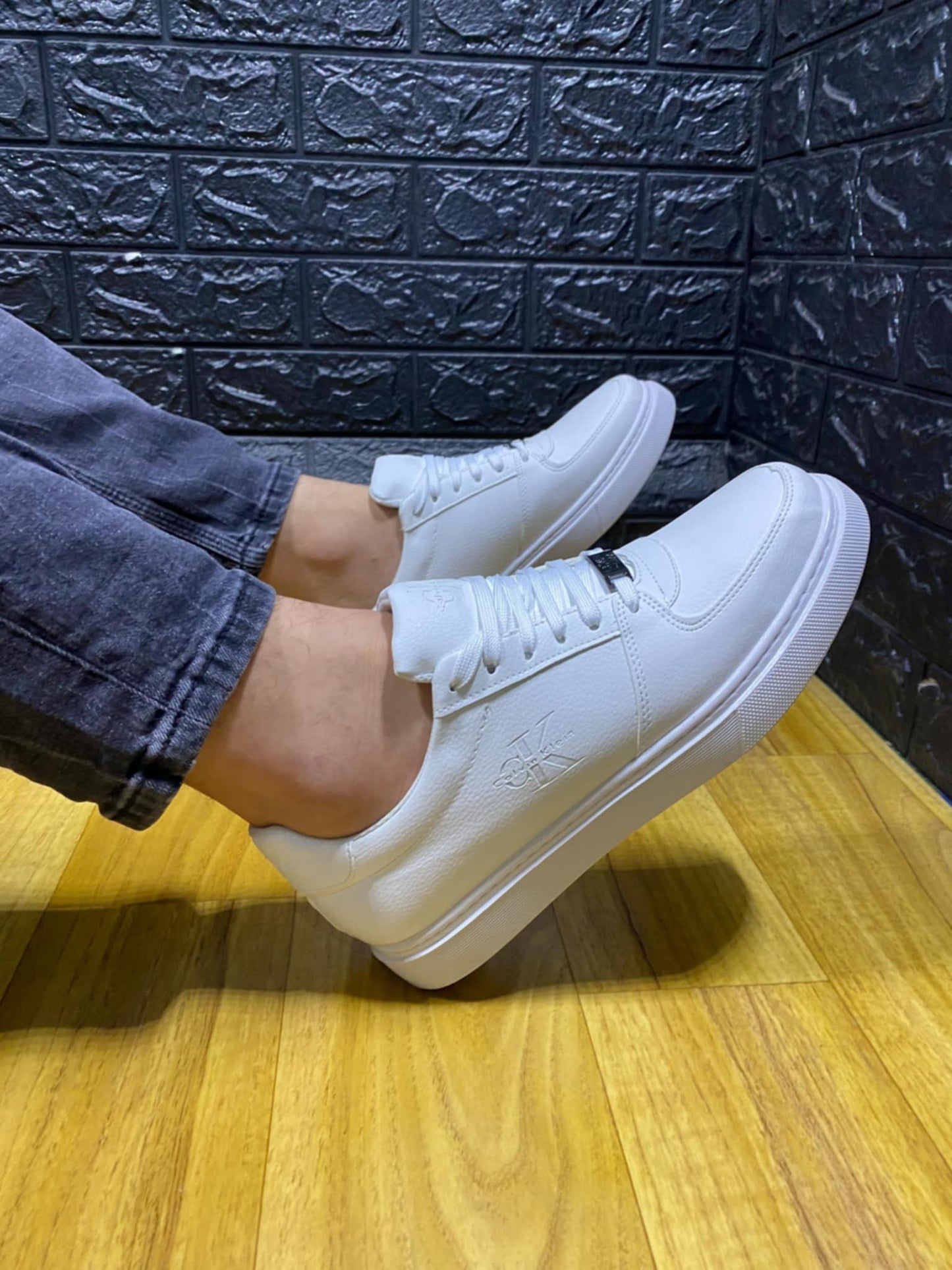 لي يحب الحطة dzshoes المحطة