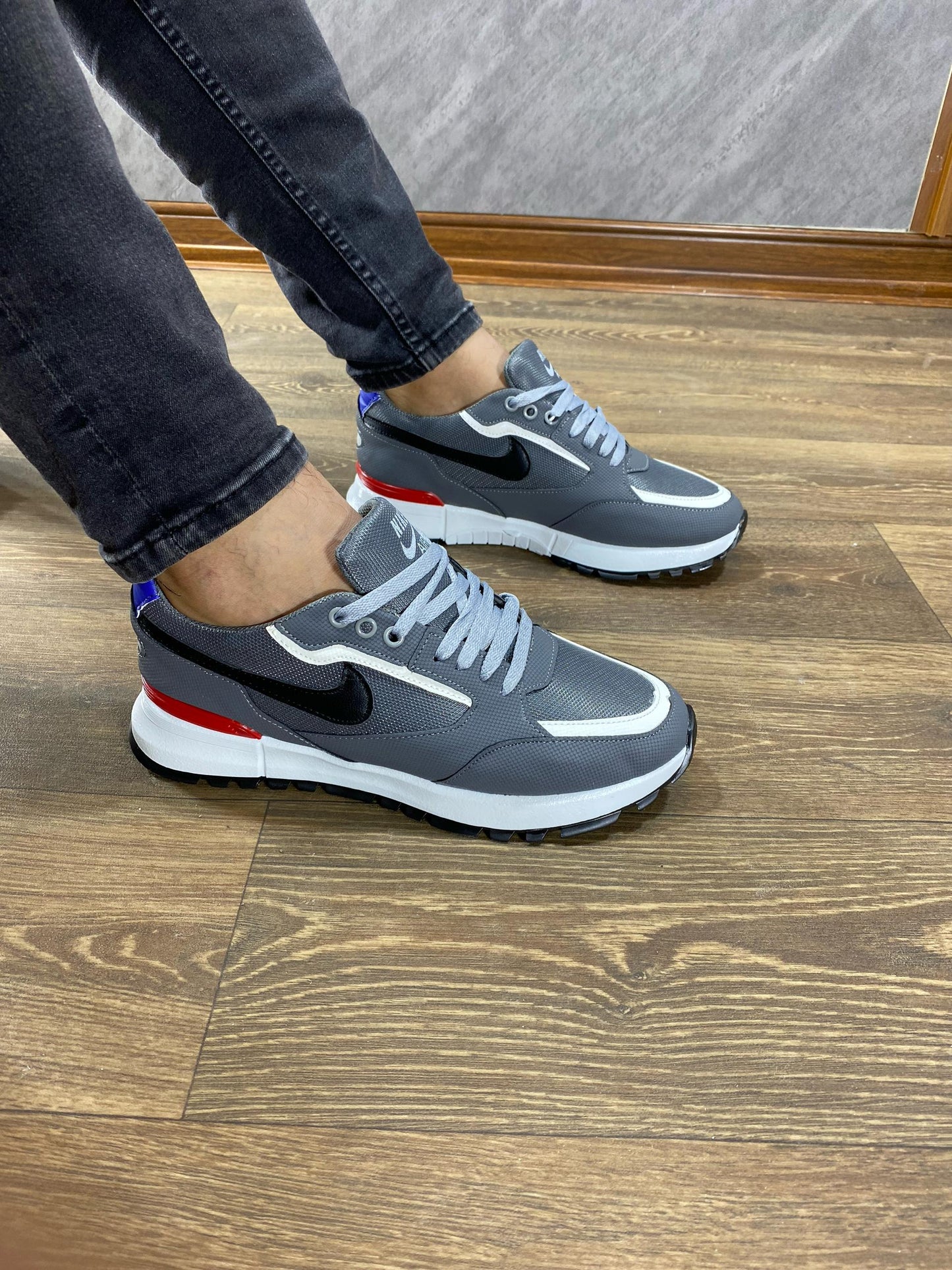 لي يحب الحطة dz-shoes المحطة