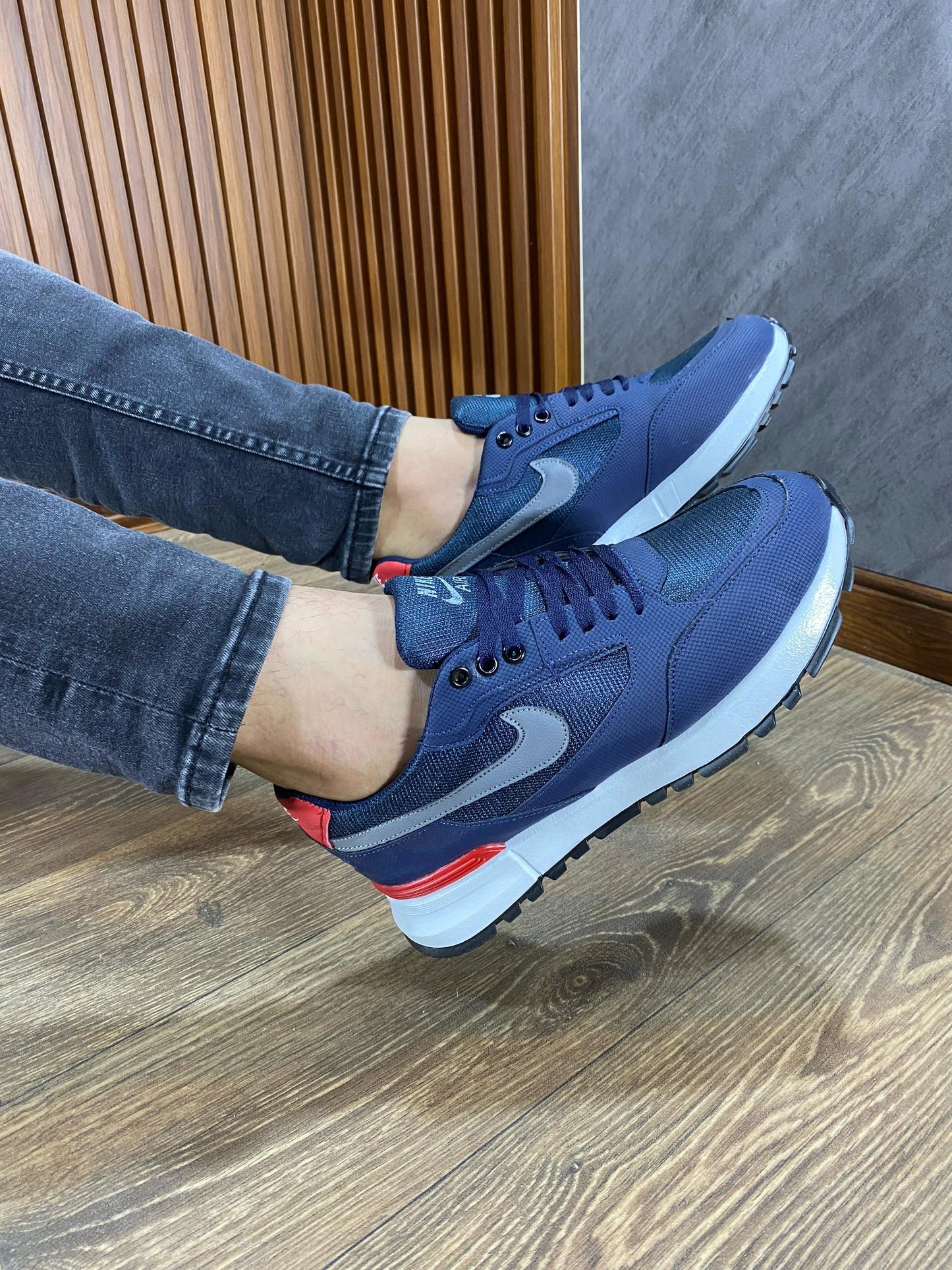 لي يحب الحطة dz-shoes المحطة